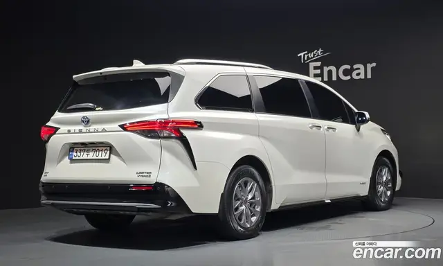Toyota Sienna 2021 2.5 АКПП, миниатюра 2