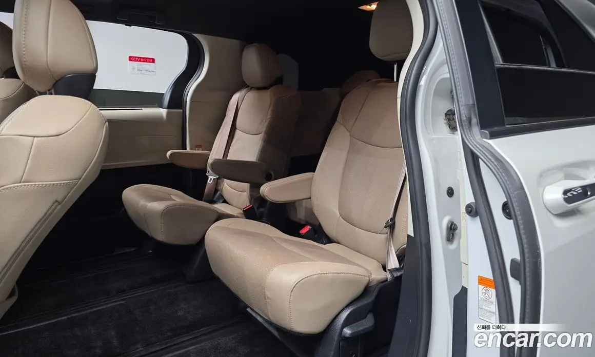 Toyota Sienna 2021 2.5 АКПП, фото 11