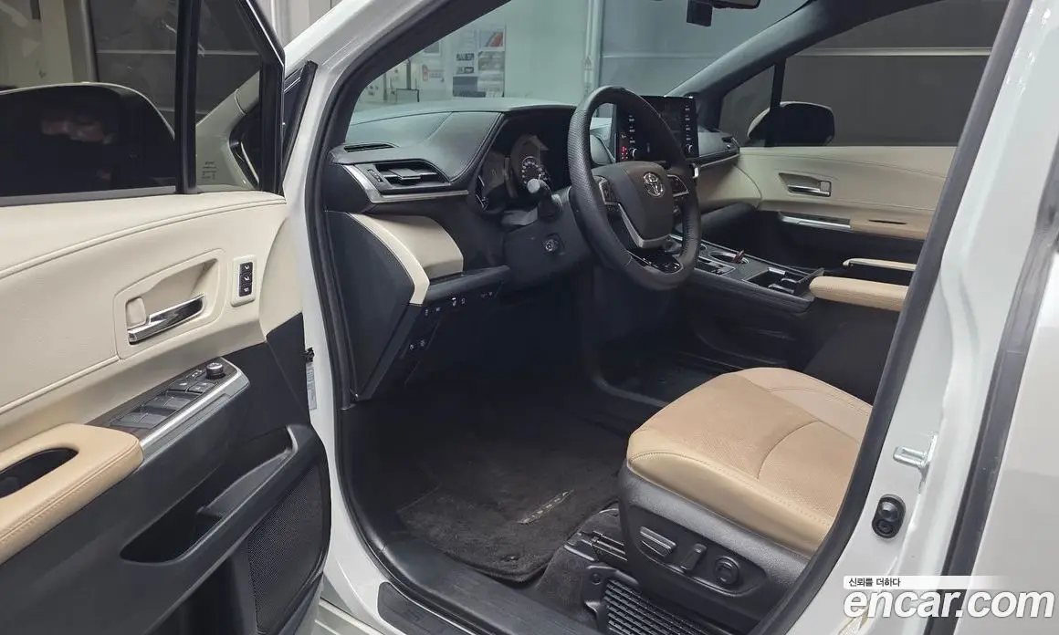 Toyota Sienna 2021 2.5 АКПП, фото 10