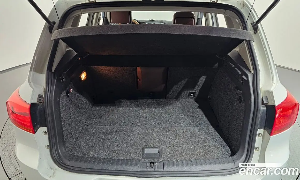 Volkswagen Tiguan 2014 2.0 АКПП, фото 20