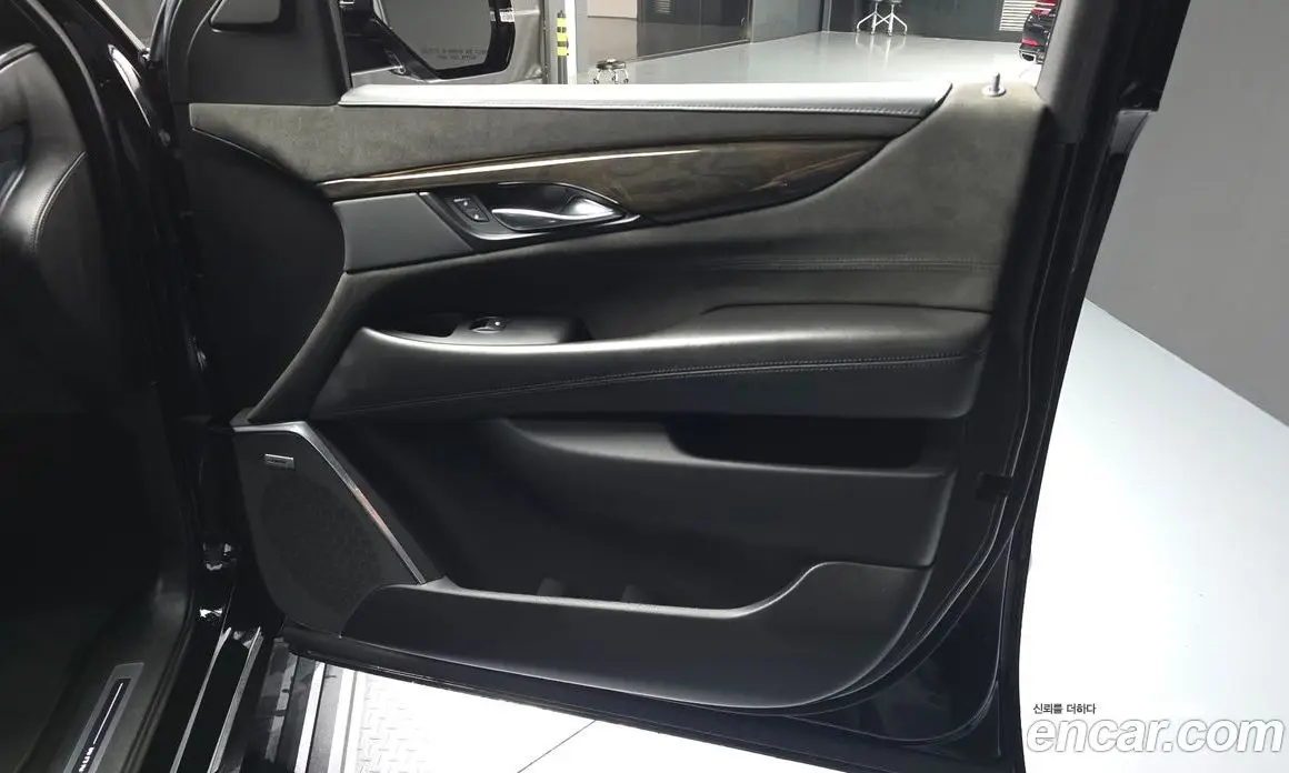 Cadillac Escalade 2019 6.2 АКПП, фото 13