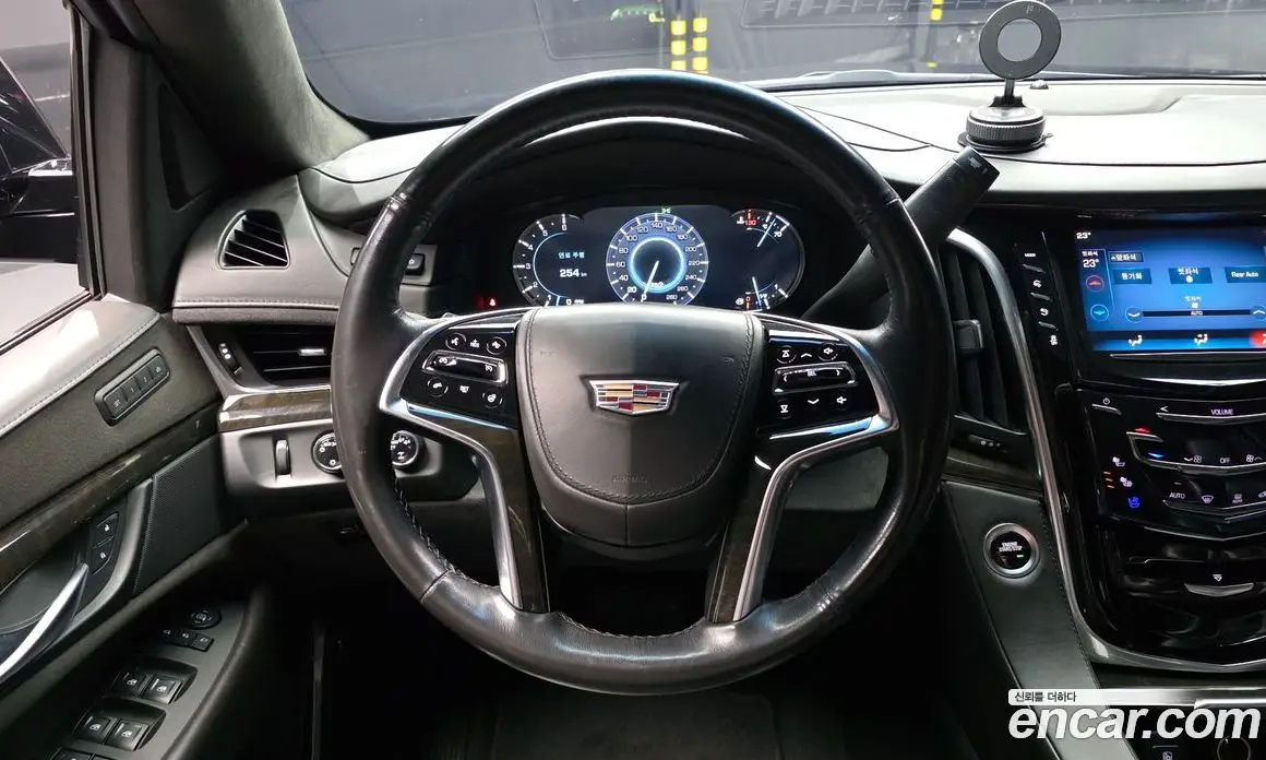 Cadillac Escalade 2019 6.2 АКПП, фото 18