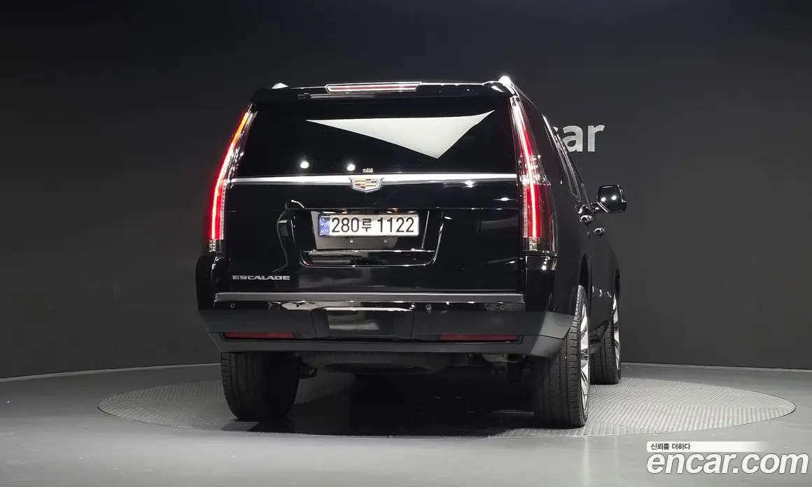 Cadillac Escalade 2019 6.2 АКПП, фото 3