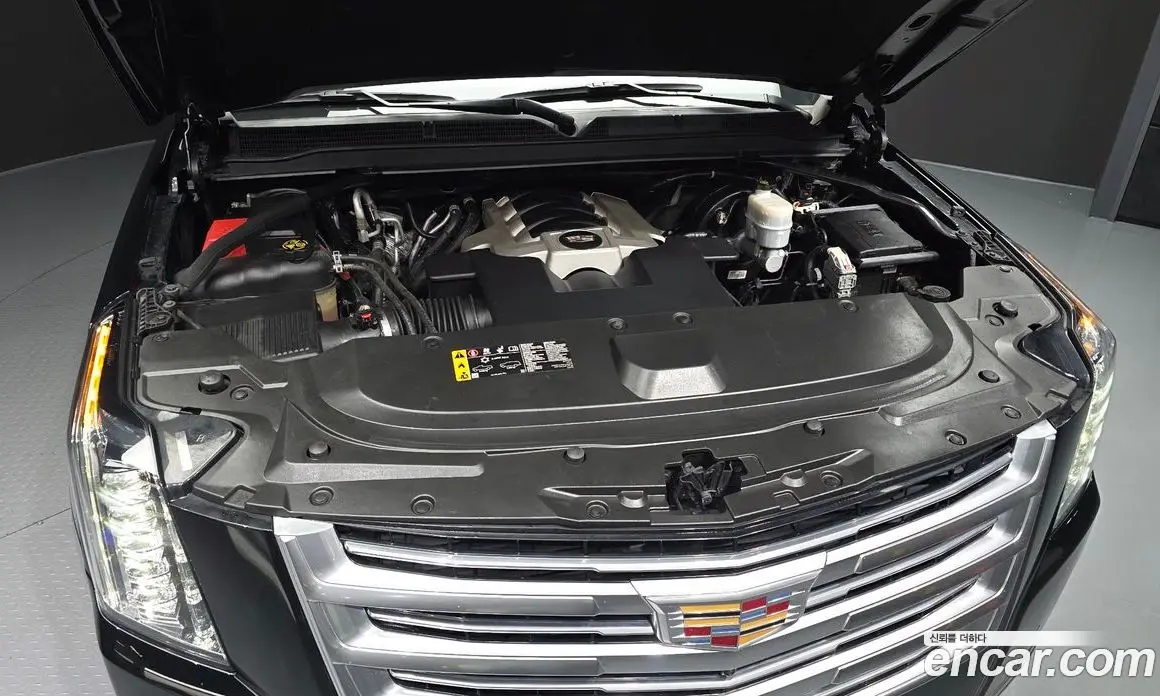 Cadillac Escalade 2019 6.2 АКПП, фото 5