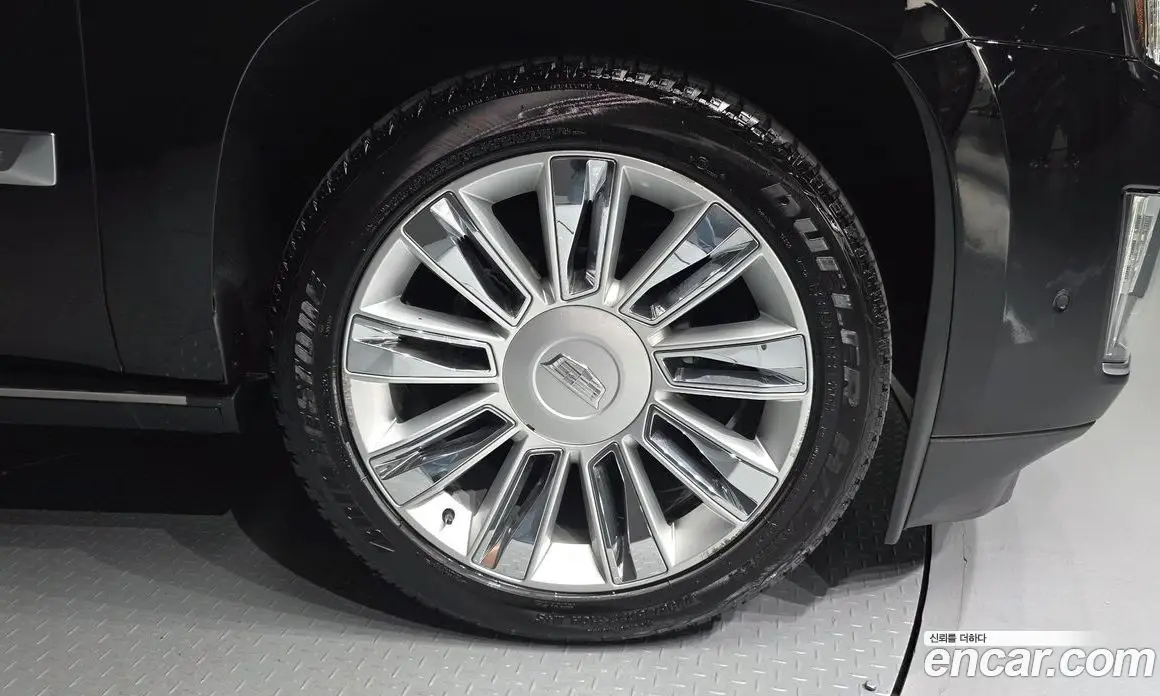 Cadillac Escalade 2019 6.2 АКПП, фото 6