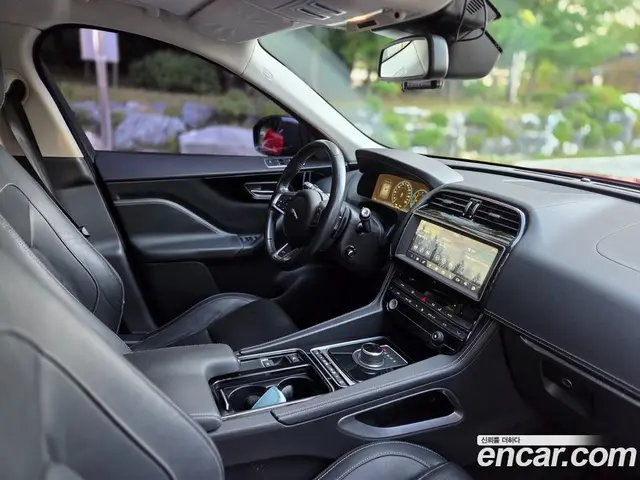 Jaguar F-Pace 2017 3.0 АКПП, миниатюра 9 Jaguar F-Pace 2017 3.0 АКПП, миниатюра 9