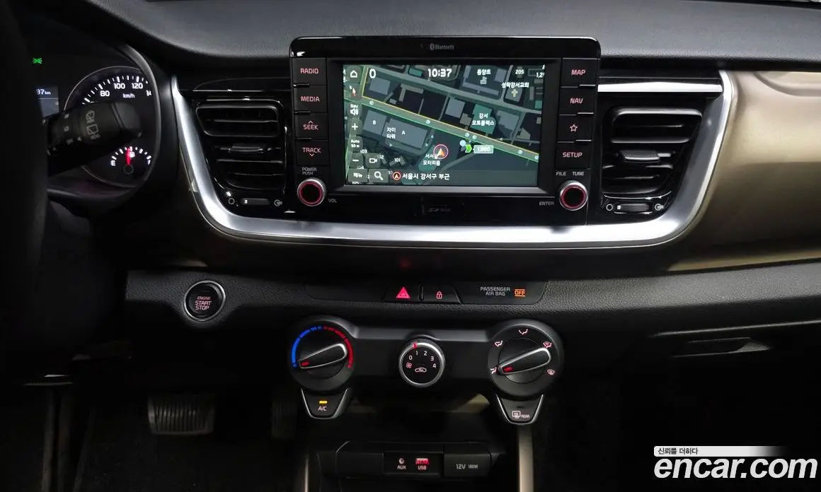 Kia Stonic 2019 1.0 АКПП, фото 14