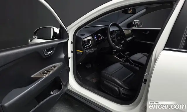 Kia Stonic 2019 1.0 АКПП, миниатюра 10