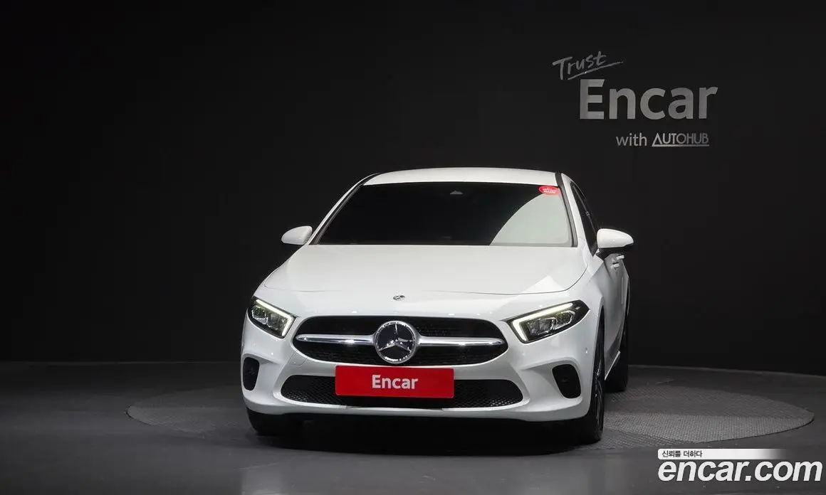 Mercedes-Benz A-Class 2022 2.0 АКПП, фото 3