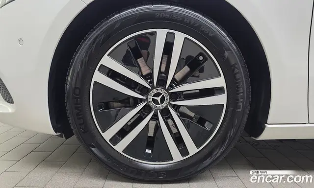 Mercedes-Benz A-Class 2022 2.0 АКПП, миниатюра 5