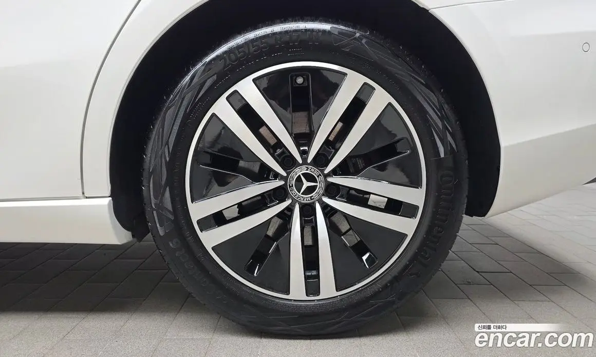 Mercedes-Benz A-Class 2022 2.0 АКПП, фото 7