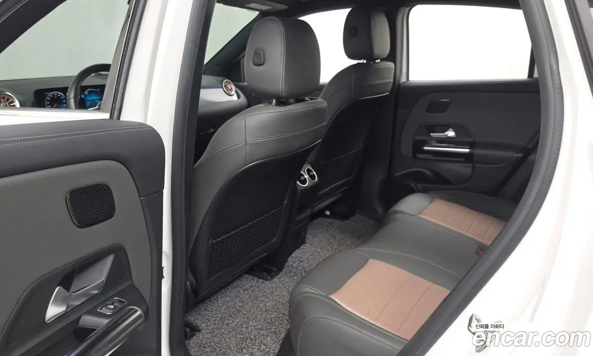 Mercedes-Benz EQA 2021 0.2 АКПП, фото 16