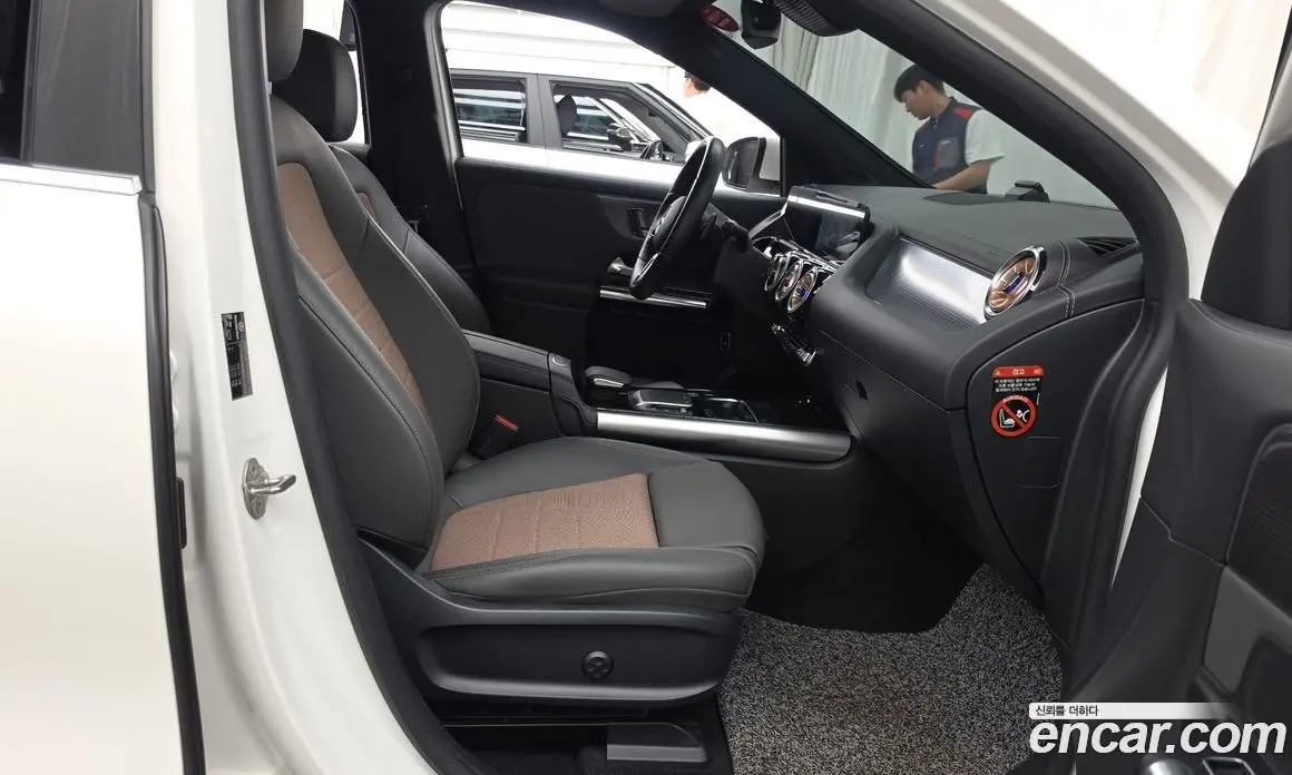 Mercedes-Benz EQA 2021 0.2 АКПП, фото 17