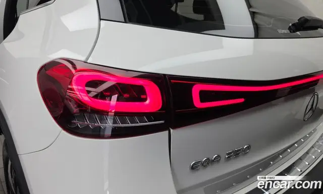 Mercedes-Benz EQA 2021 0.2 АКПП, миниатюра 9