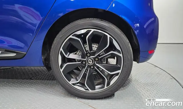 Renault (Samsung) Clio 2018 1.5 АКПП, миниатюра 6