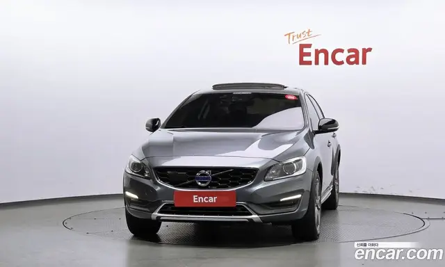 Volvo S60 2016 2.0 АКПП, миниатюра 3