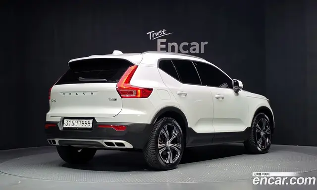 Volvo XC40 2020 2.0 АКПП, миниатюра 2
