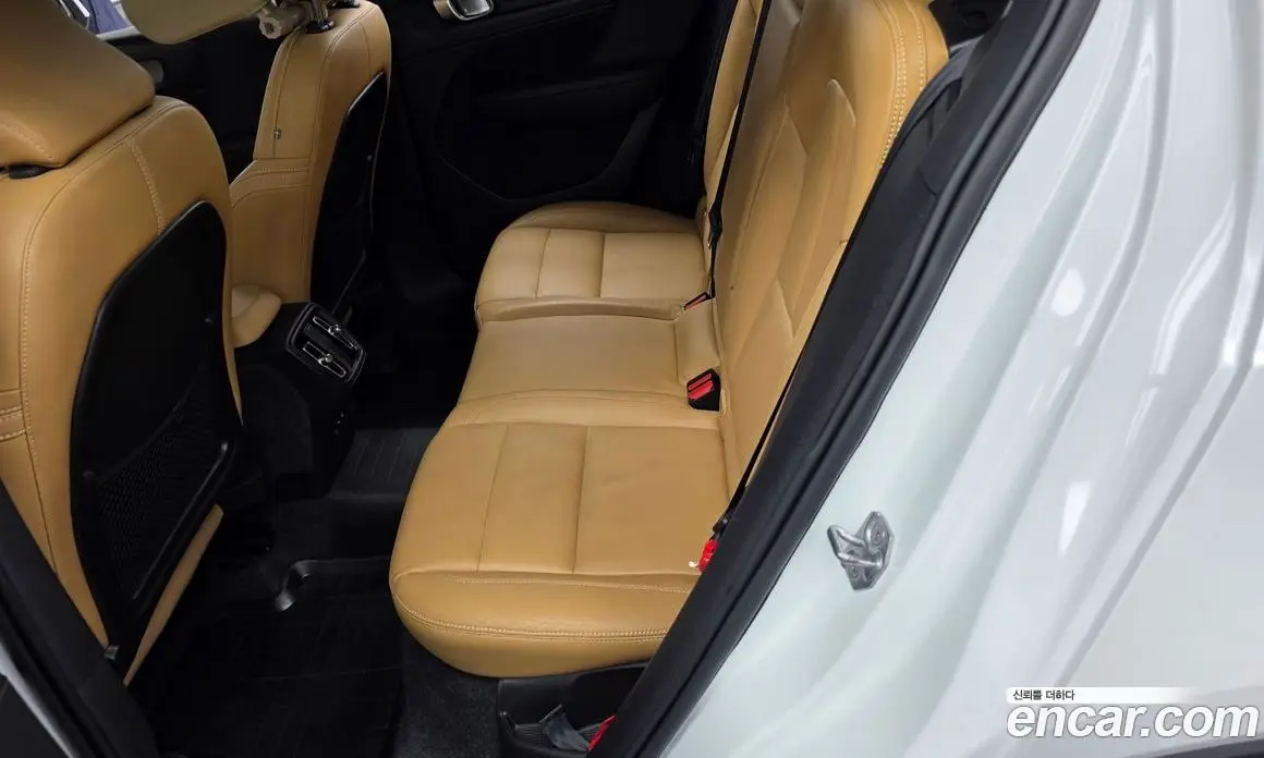 Volvo XC40 2020 2.0 АКПП, фото 16