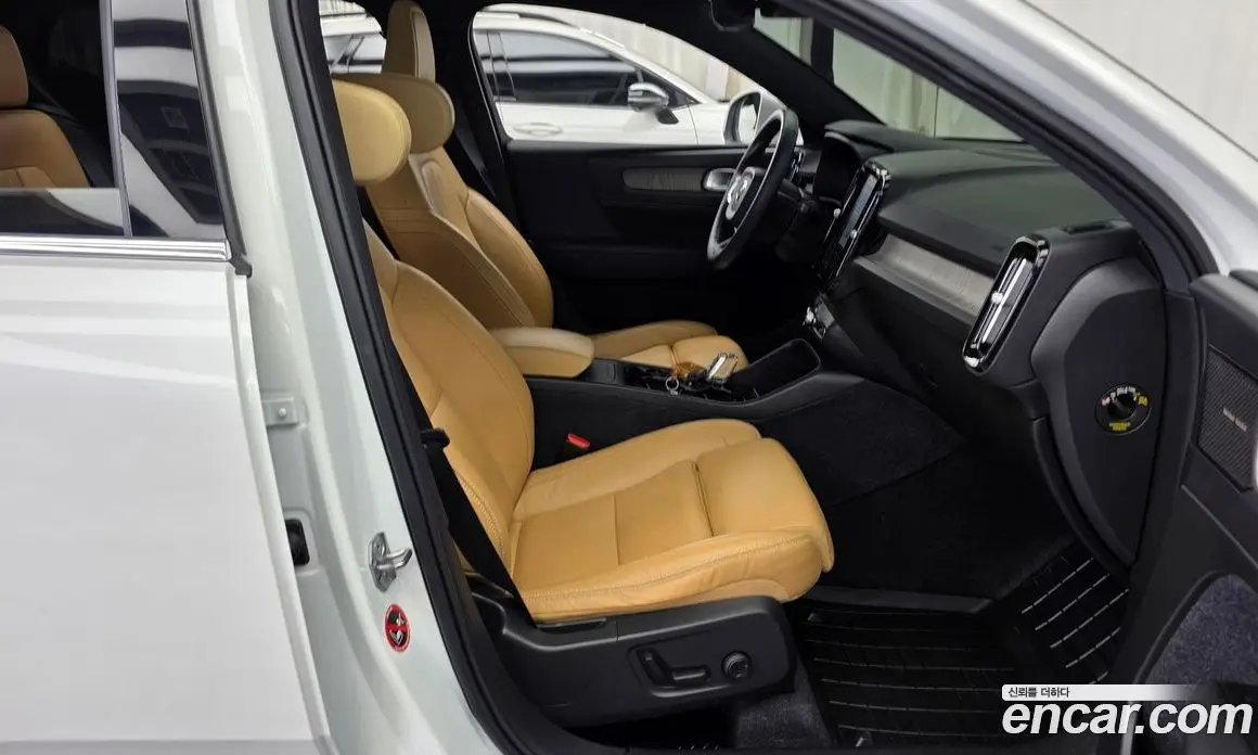 Volvo XC40 2020 2.0 АКПП, фото 17