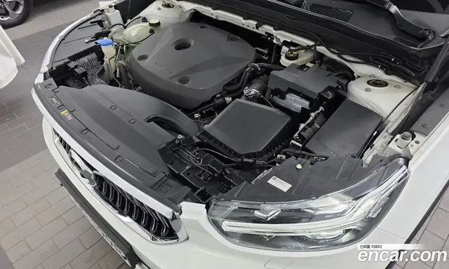 Volvo XC40 2020 2.0 АКПП, миниатюра 6