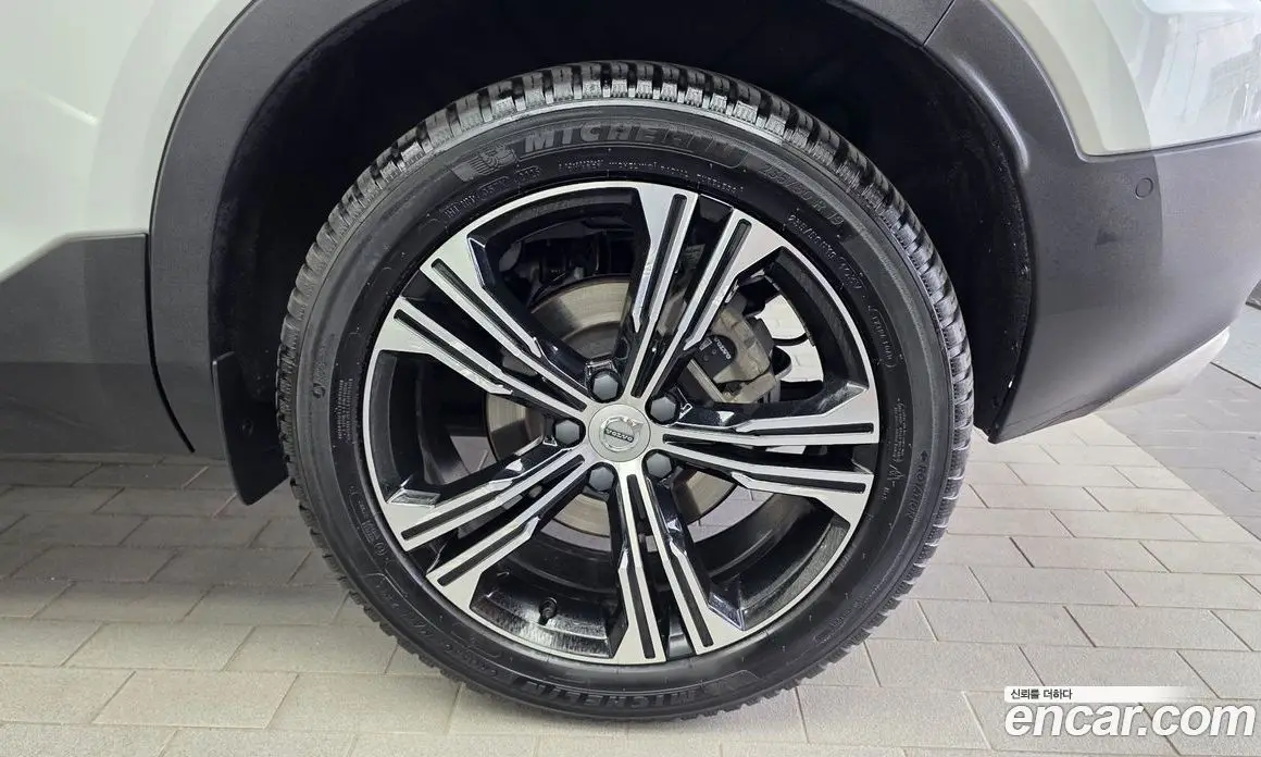 Volvo XC40 2020 2.0 АКПП, фото 7