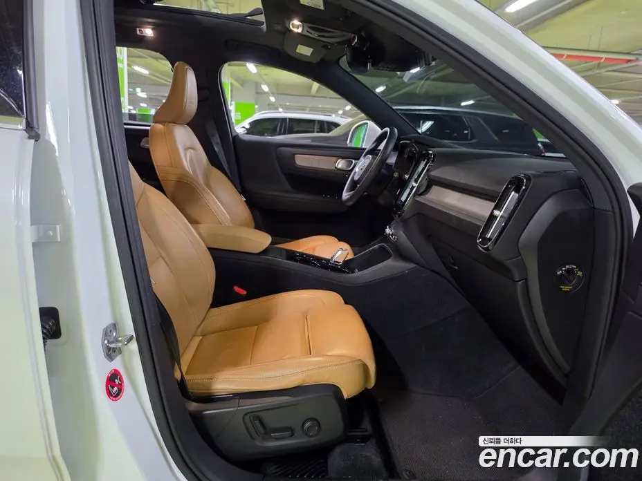 Volvo XC40 2020 2.0 АКПП, фото 15
