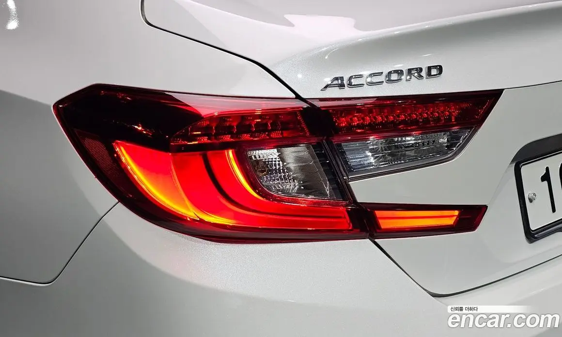 Honda Accord 2018 1.5 АКПП, фото 9