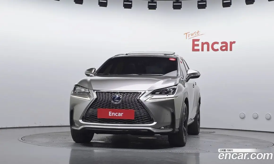 Lexus NX 2016 2.5 АКПП, фото 3 Lexus NX 2016 2.5 АКПП, фото 3