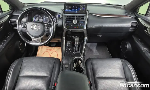 Lexus NX 2016 2.5 АКПП, миниатюра 7 Lexus NX 2016 2.5 АКПП, миниатюра 7