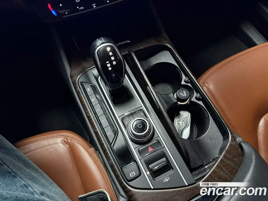 Maserati Levante 2016 3.0 АКПП, фото 14