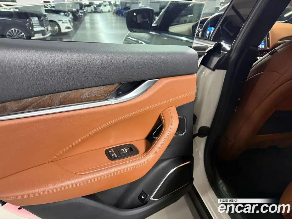 Maserati Levante 2016 3.0 АКПП, фото 17