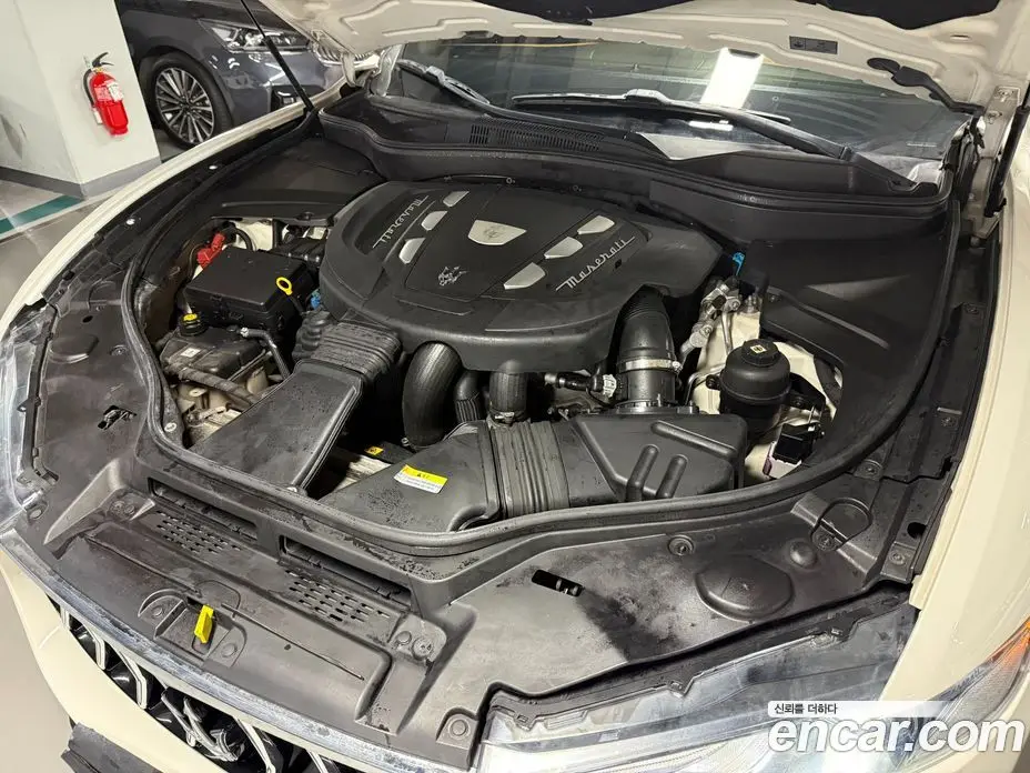 Maserati Levante 2016 3.0 АКПП, фото 5