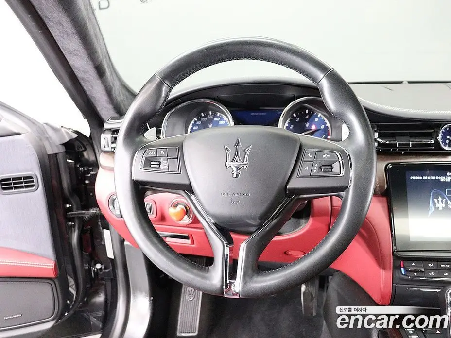 Maserati Quattroporte 2018 3.0 АКПП, фото 14