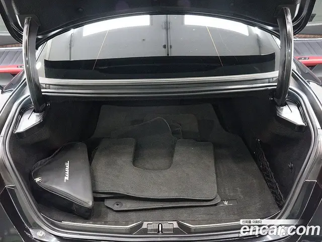 Maserati Quattroporte 2018 3.0 АКПП, миниатюра 5
