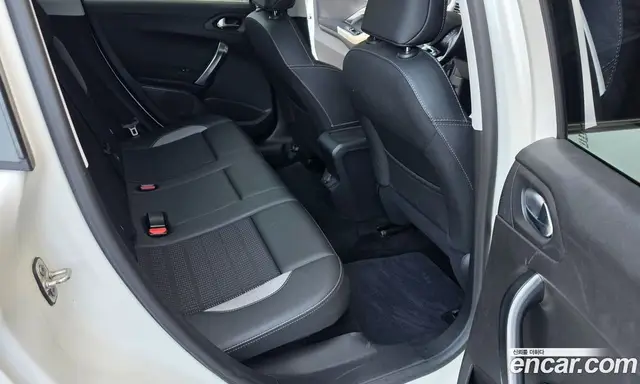 Peugeot 2008 2018 1.6 АКПП, миниатюра 12
