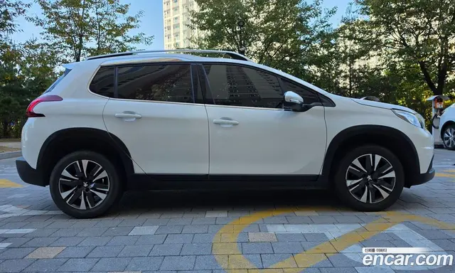 Peugeot 2008 2018 1.6 АКПП, миниатюра 7