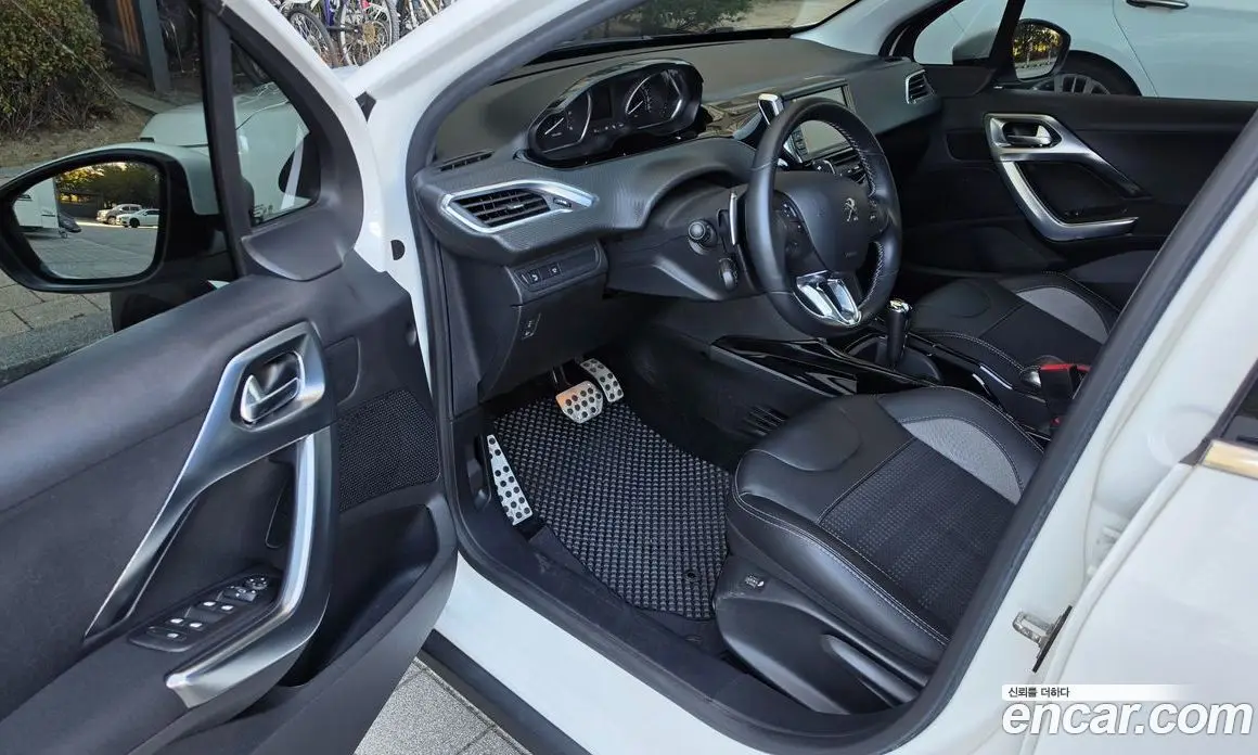 Peugeot 2008 2018 1.6 АКПП, фото 9