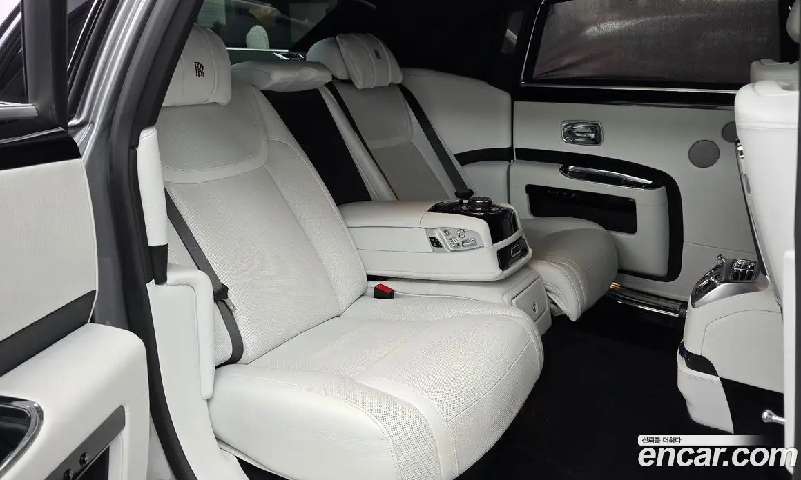 Rolls-Royce Ghost 2019 6.6 АКПП, фото 12
