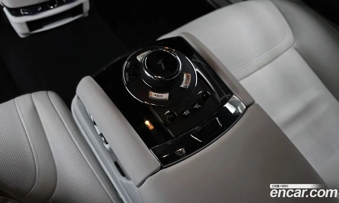 Rolls-Royce Ghost 2019 6.6 АКПП, фото 18
