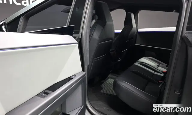 Tesla Cybertruck 2025 0.2 АКПП, миниатюра 11