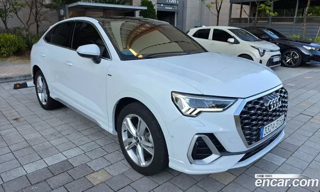 Audi Q3 2022 2.0 АКПП, миниатюра 2