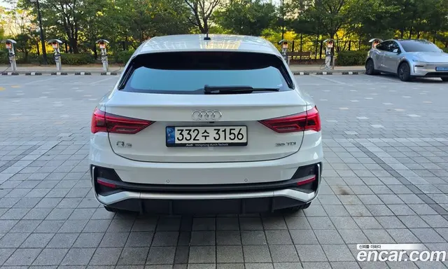 Audi Q3 2022 2.0 АКПП, миниатюра 5