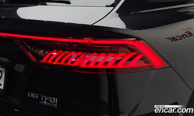Audi Q8 2021 3.0 АКПП, миниатюра 9