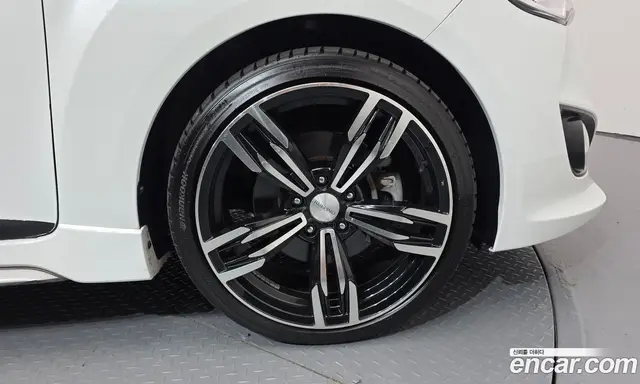 Hyundai Veloster 2014 1.6 АКПП, миниатюра 5 Hyundai Veloster 2014 1.6 АКПП, миниатюра 5