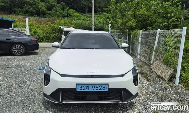 Kia EV4, 2026, 4 235 км