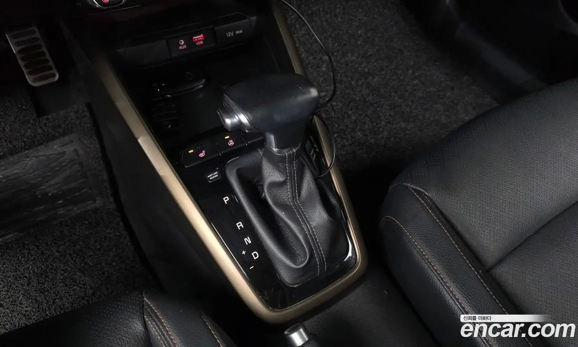 Kia Stonic 2017 1.6 АКПП, фото 12 Kia Stonic 2017 1.6 АКПП, фото 12