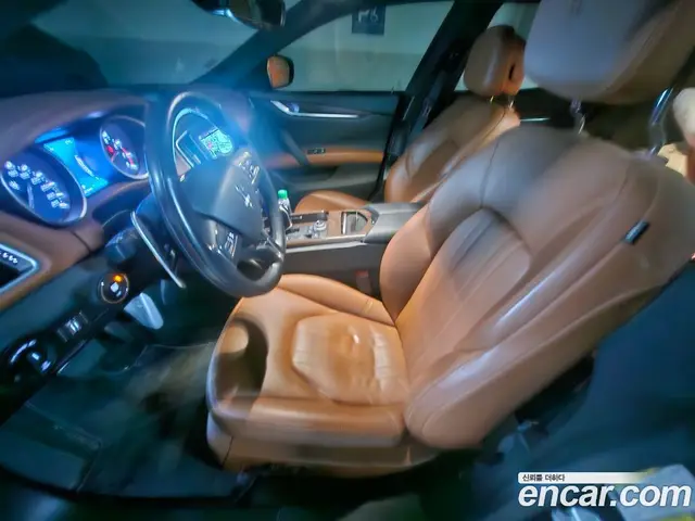 Maserati Ghibli 2018 3.0 АКПП, миниатюра 10