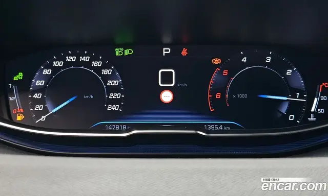 Peugeot 3008 2019 1.5 АКПП, миниатюра 8