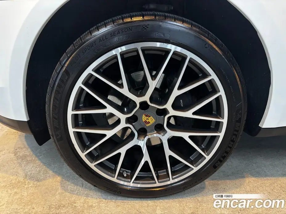 Porsche Macan 2021 2.0 АКПП, фото 5