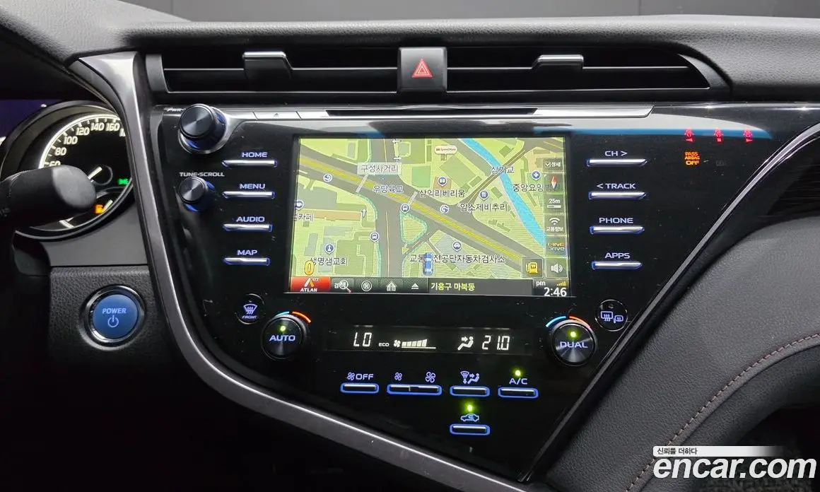 Toyota Camry 2019 2.5 АКПП, фото 19